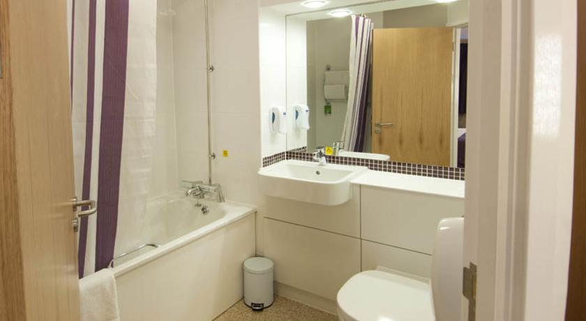 Premier Inn Basingstoke West ห้อง รูปภาพ